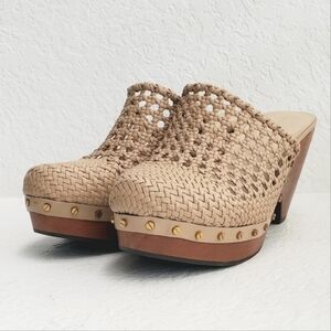 Veronica Beard Hardie Latticd Clogs in Sand and Brown NWT